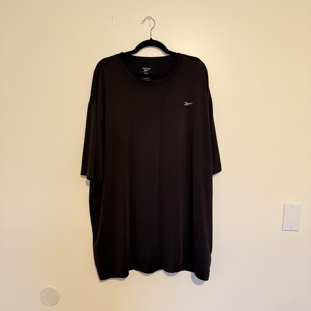 Reebok | Men's Black T-Shirt